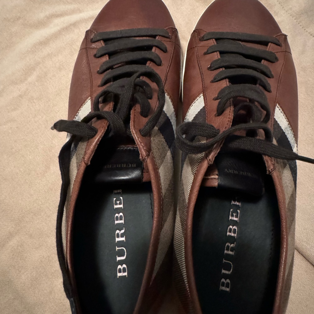 Burberry vintage check low top sneaker. UK size 9, US size 10, EUR size 43 - Picture 3 of 4